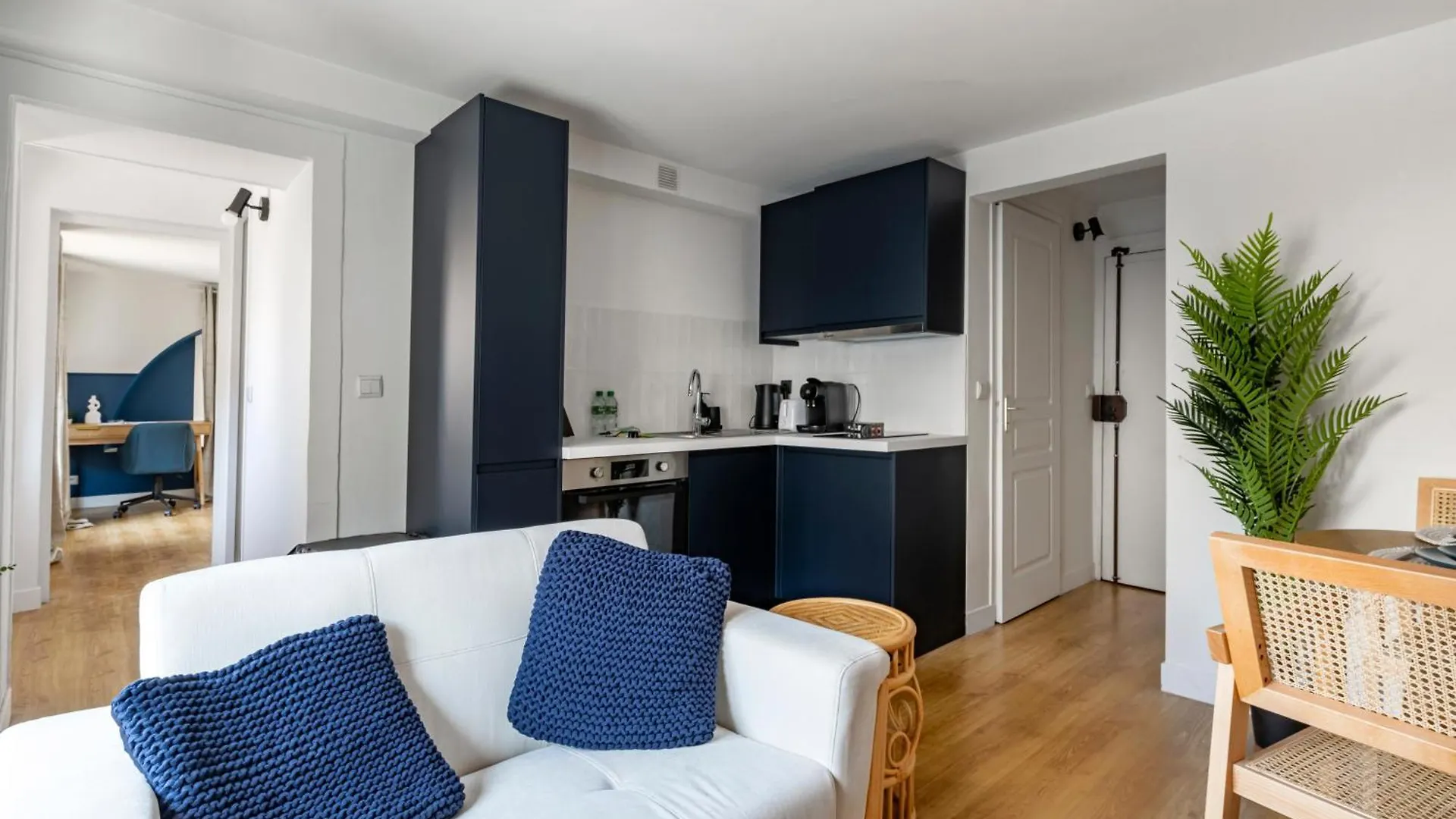 Apartment Close To Center Of I Fully Equipped